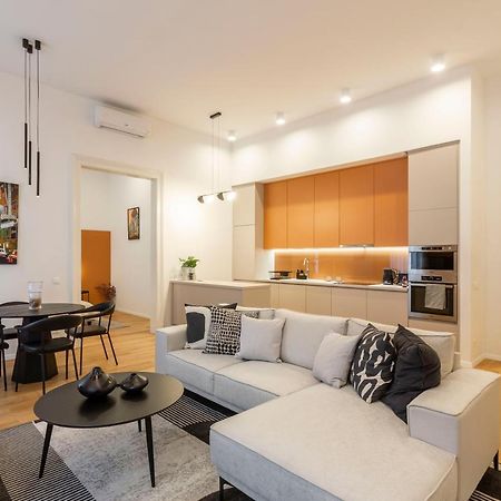 Luxurious Minimalist Residence With Sauna By Prestige Homes Budapest Eksteriør billede