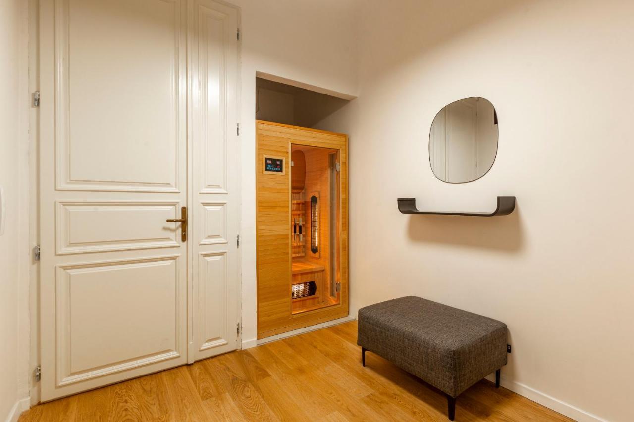 Luxurious Minimalist Residence With Sauna By Prestige Homes Budapest Eksteriør billede